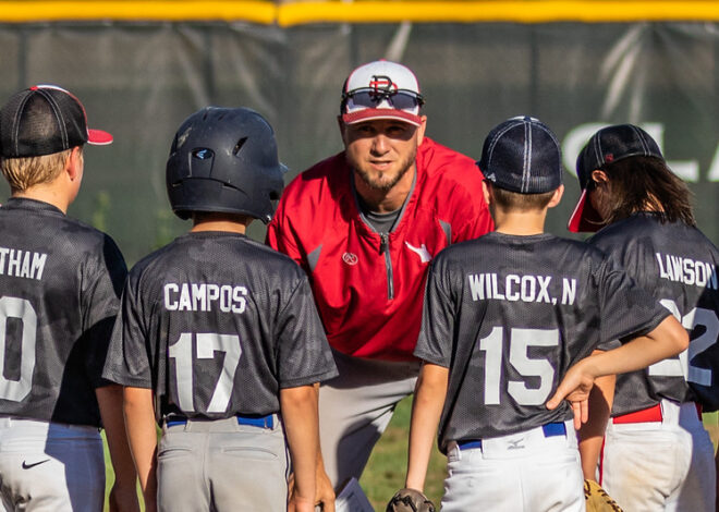 Para Orang Tua yang Terhormat || Bisbol Dudes LLC