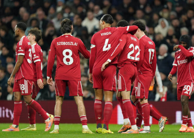 Pekan Pertandingan Sepak Bola Fantasi 18: Beli, Jual, Laporan Cedera