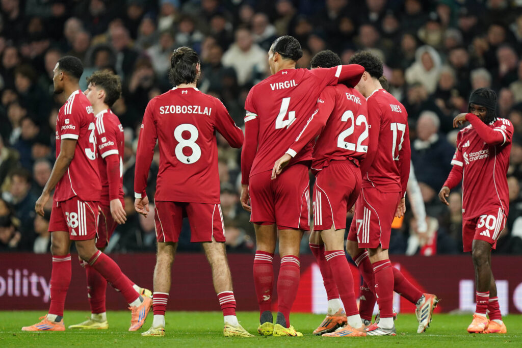 Pekan Pertandingan Sepak Bola Fantasi 18: Beli, Jual, Laporan Cedera