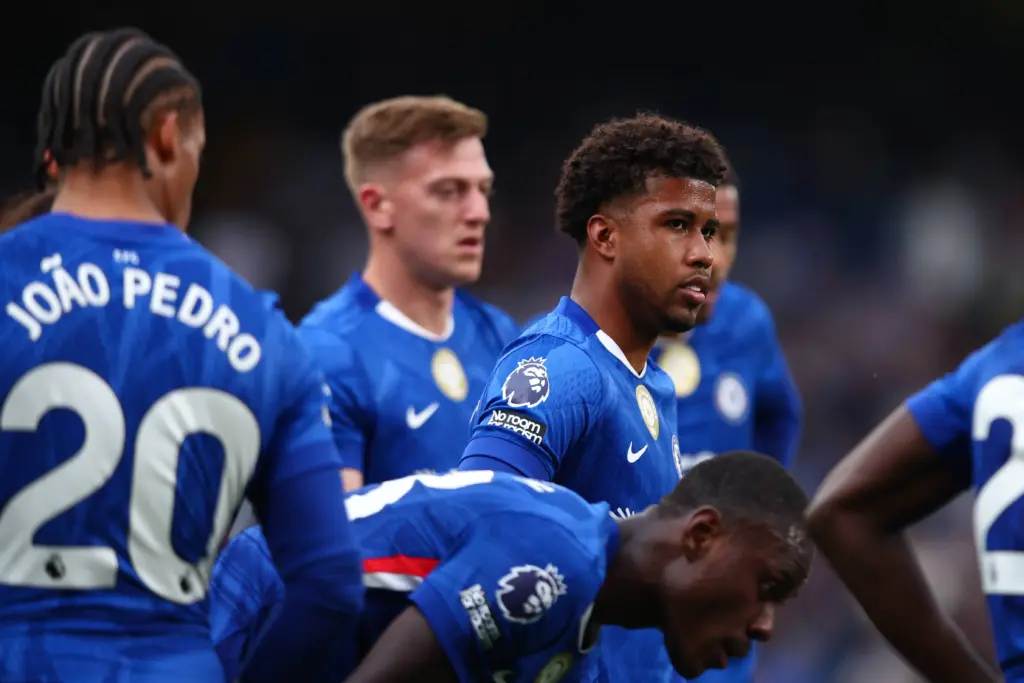Siapa yang Akan Mengambil Pekerjaan di Stamford Bridge?
